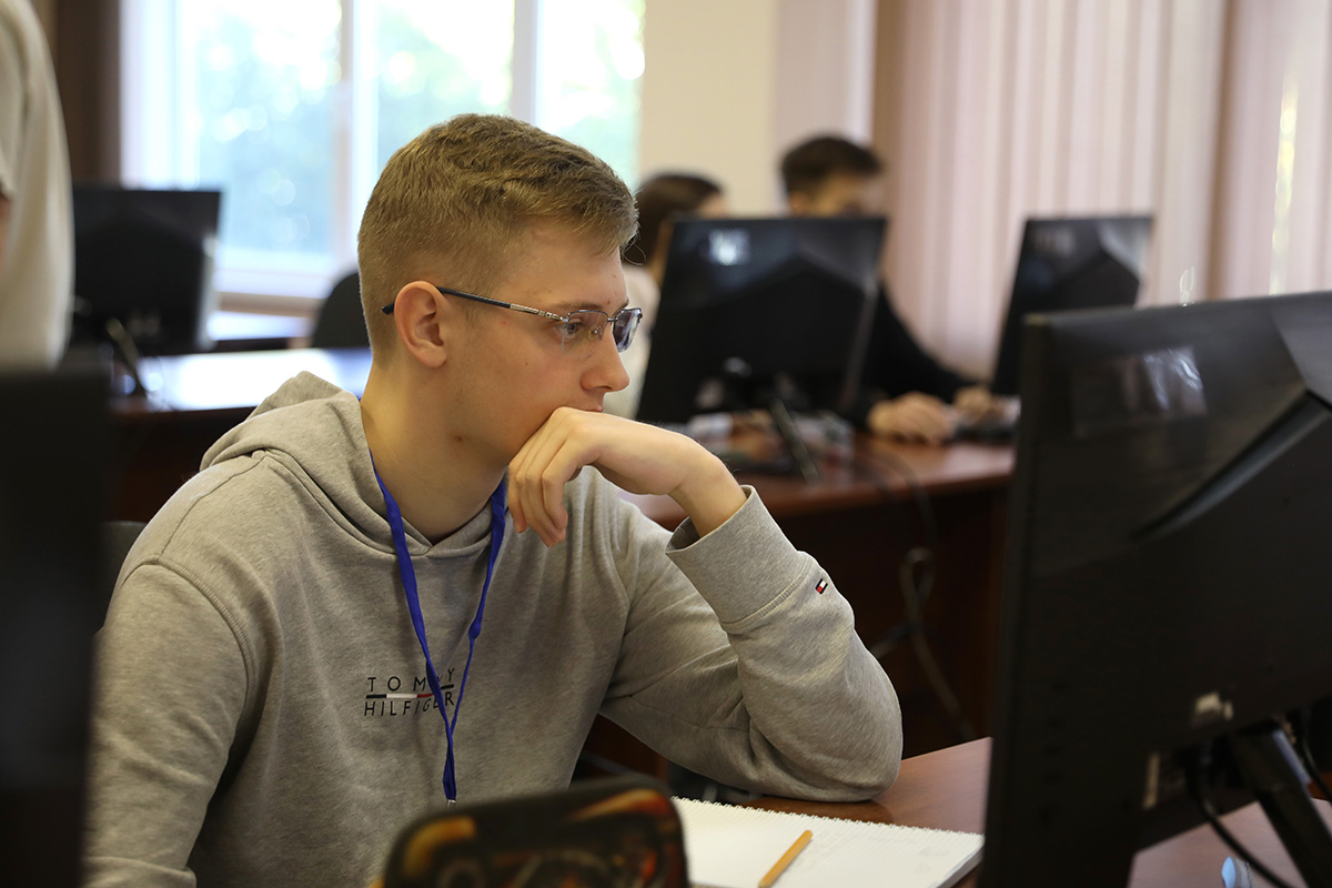 СКФУ встретил финалистов Всероссийского чемпионата по алгоритмическому программированию