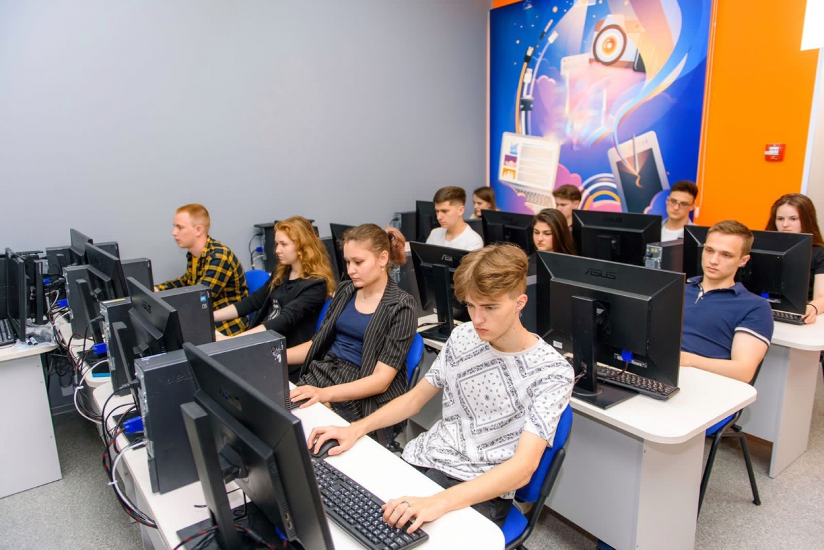 Жителям Невинномысска предлагают освоить свыше 20 профессий IT-сферы