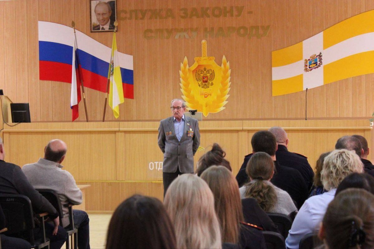 В Невинномысске наградили победителей соревнований по стрельбе из пистолета Макарова