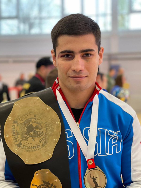  Невинномысский спортсмен стал Чемпионом мира по универсальному бою