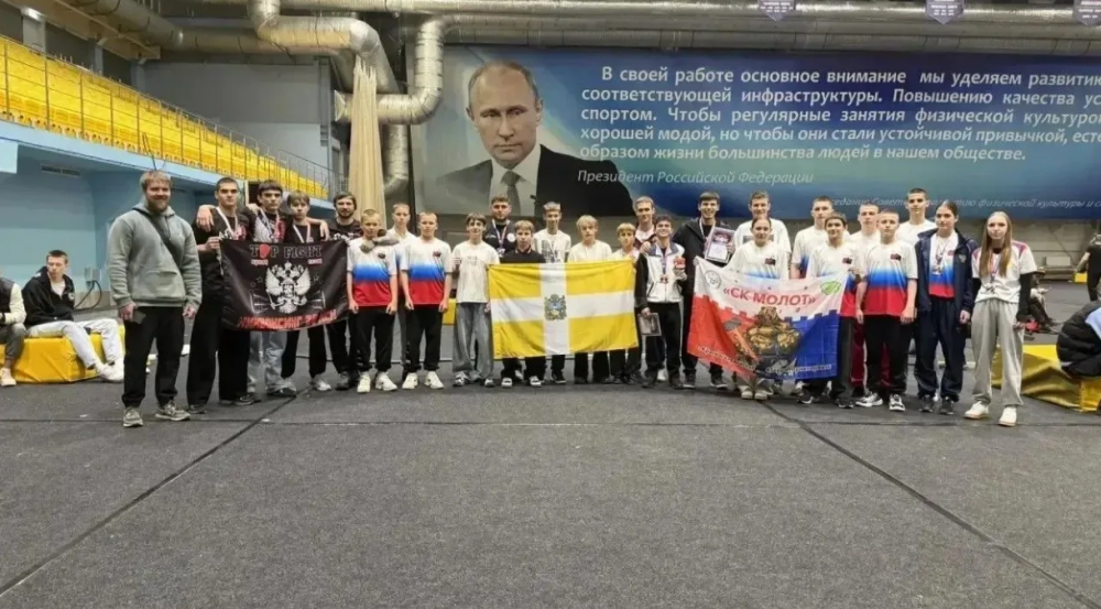 Кикбоксеры из Невинномысска завоевали награды на Кубке России