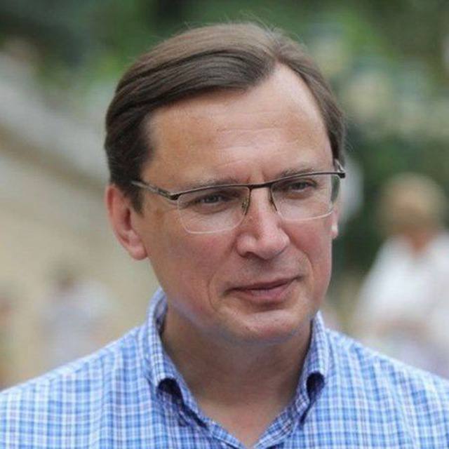 Евгения Моисеева с днем рождения поздравил Михаил Миненков