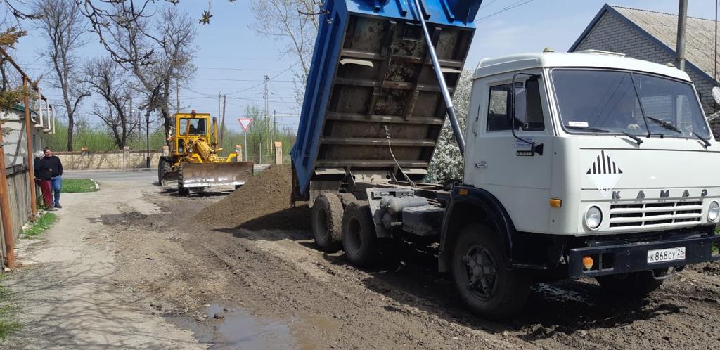 Ремонт дороги по улице Маркова организовал депутат Думы Невинномысска
